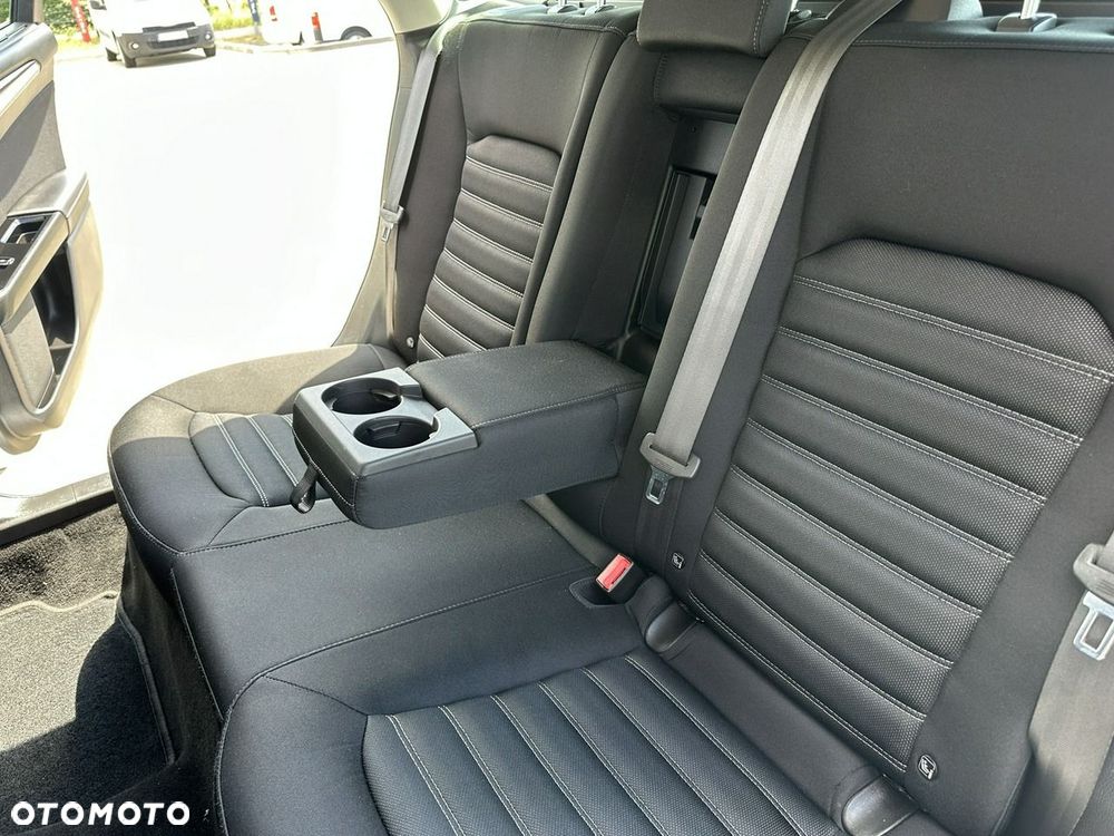 Ford Mondeo SW 2.0 TDCi Titanium - 13