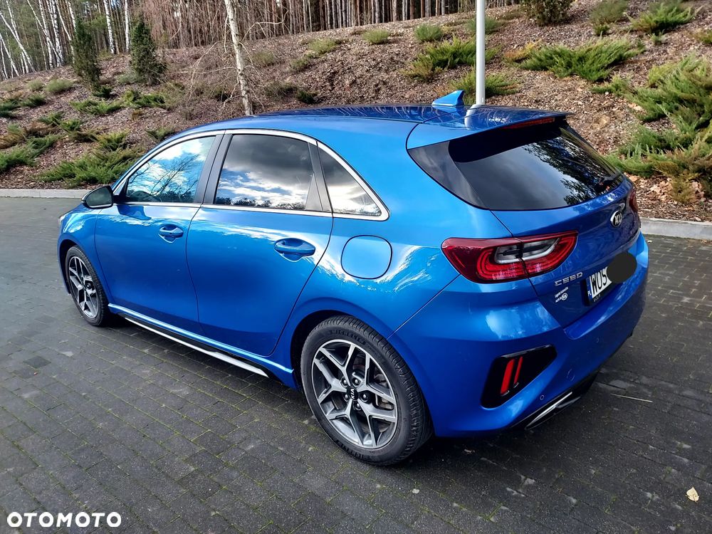 Kia Ceed 1.6 CRDi GT Line - 2