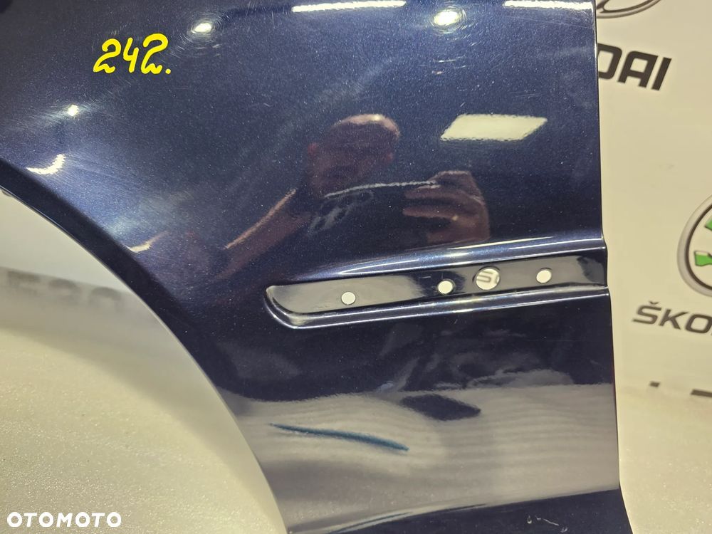BMW E46 LIFT 01-05 BARDZO ŁADNY LEWY BŁOTNIK PRZEDNI PRZÓD BEZ RDZY KOLOR GRANATOWY METALIK NR AUKCJI BŁ242 - 3