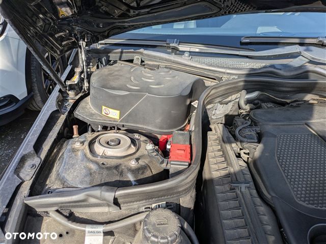 Mercedes-Benz Klasa E 300 4Matic 7G-TRONIC Avantgarde - 18