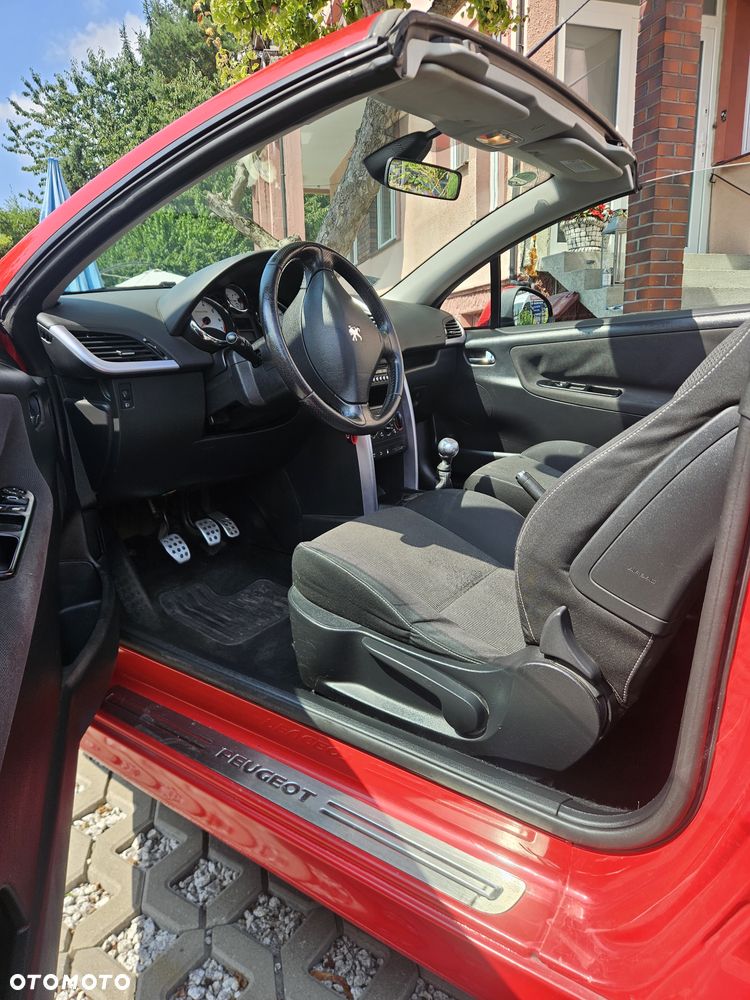 Peugeot 207 CC - 11