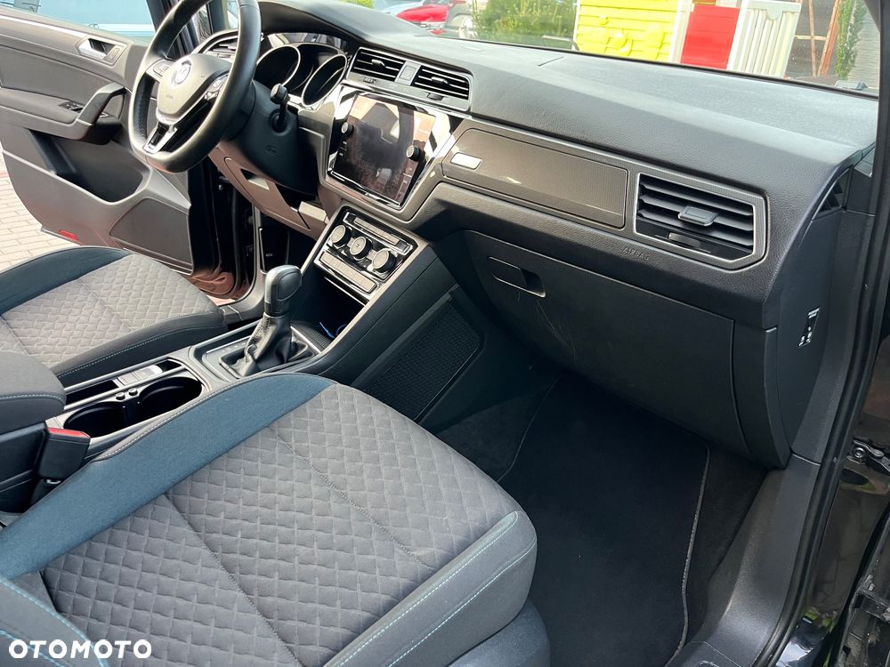 Volkswagen Touran 1.5 TSI ACT OPF DSG IQ.DRIVE - 31