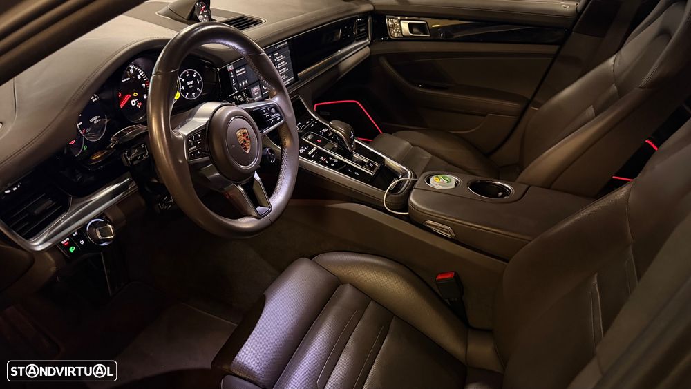 Porsche Panamera 4S - 12