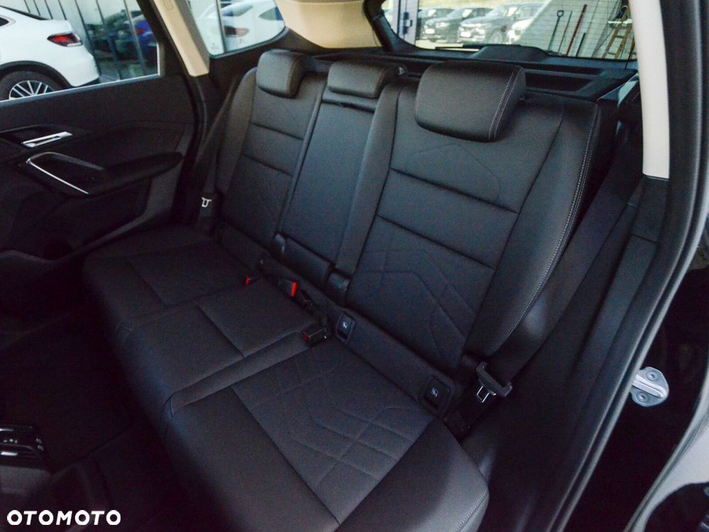 BMW iX1 xDrive30 66.5kWh - 32