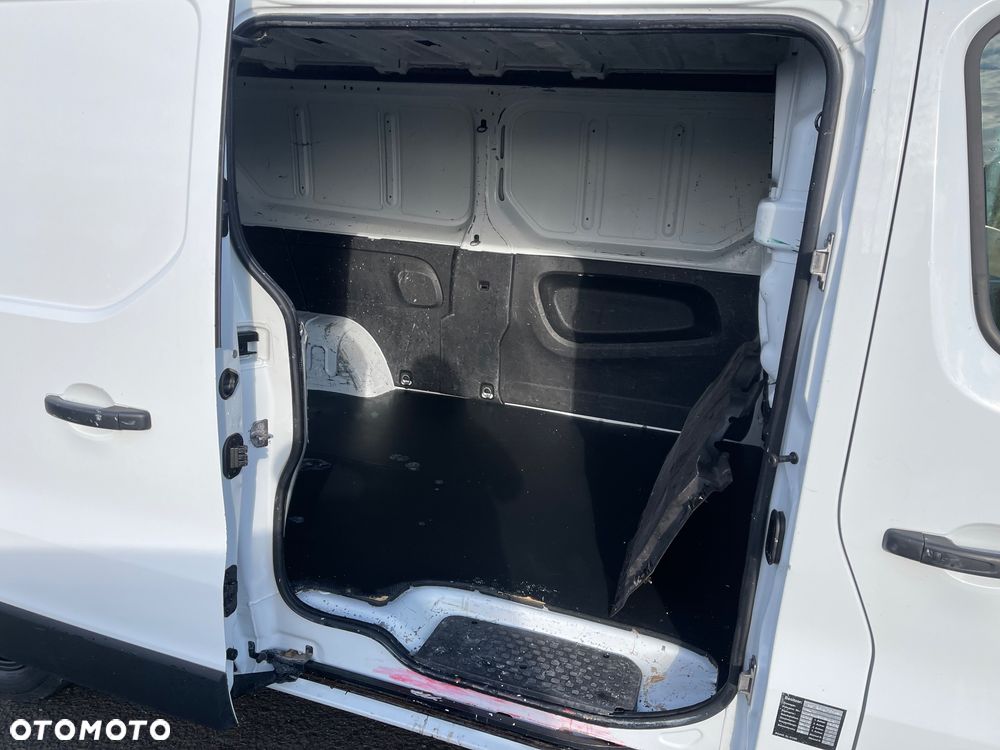 Opel Vivaro - 5