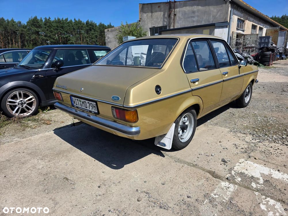 Ford Escort - 3