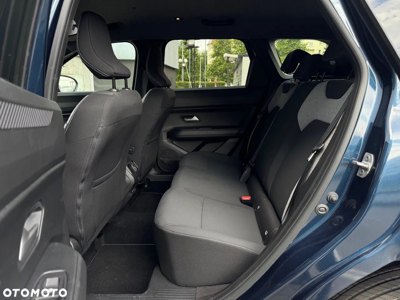 Dacia Bigster 1.8 Full Hybrid 155 Journey MMT - 17