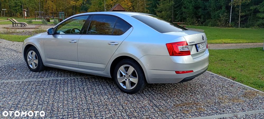 Skoda Octavia 1.6 TDI Ambition - 9