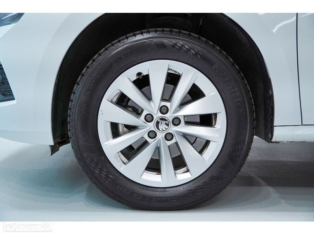 Skoda Kamiq 1.0 TSI - 12