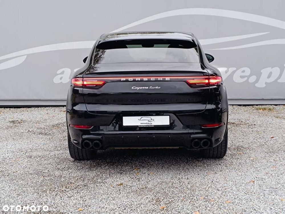 Porsche Cayenne - 21