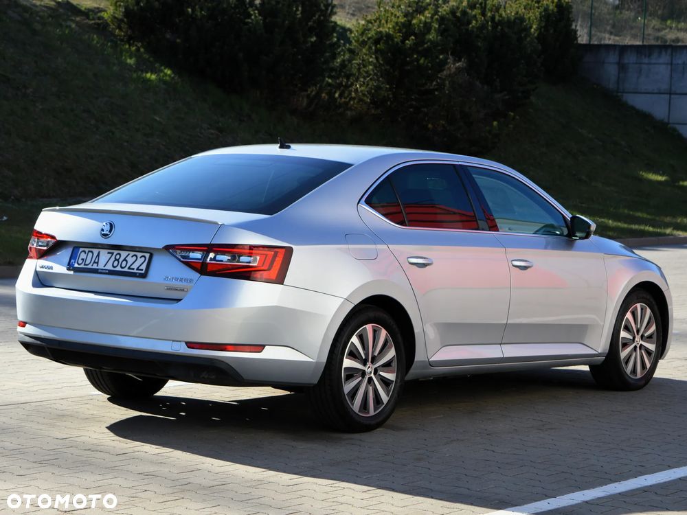 Skoda Superb 1.6 TDI GreenLine - 2