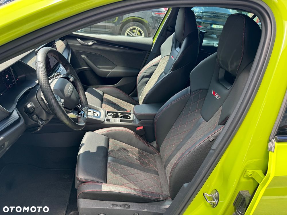 Skoda Octavia 2.0 TSI RS DSG - 18