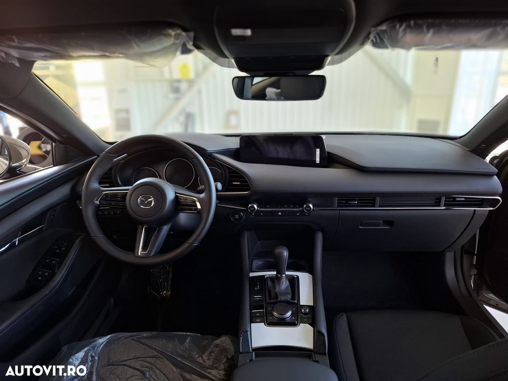 Mazda 3 e-Skyactiv X186 AT MHEV Center-Line - 12