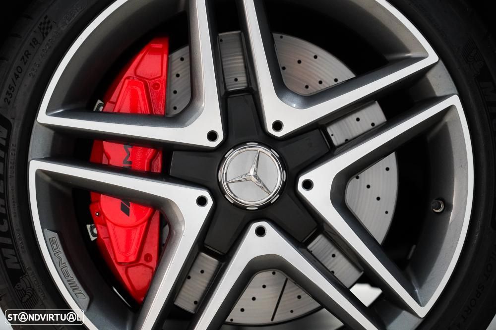 Mercedes-Benz A 45 AMG 4-Matic - 18