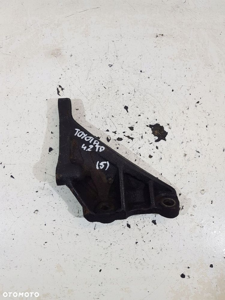 łapa wspornik silnika toyota land cruiser 100 4.2 td (5) 1hd-fte - 1