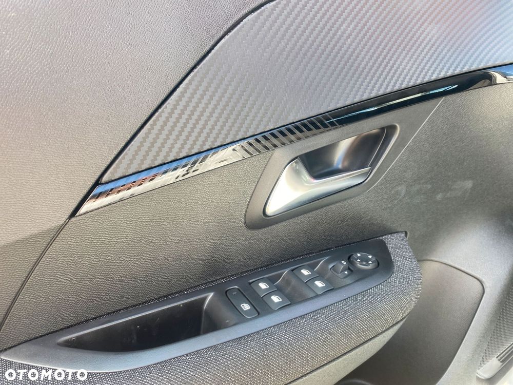 Peugeot 208 1.2 PureTech Style S&S - 10