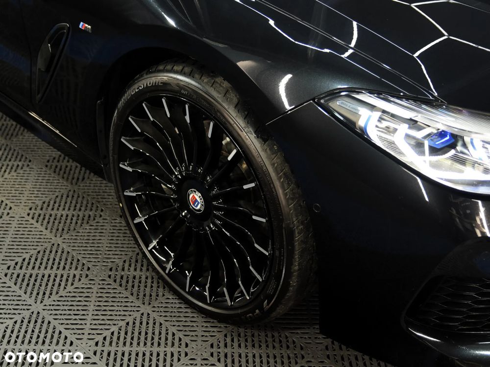BMW Seria 8 840i xDrive - 16