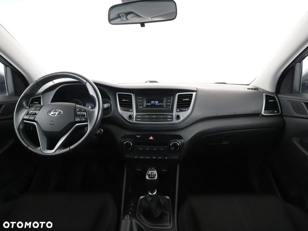 Hyundai Tucson 1.7 CRDI BlueDrive Comfort 2WD - 16