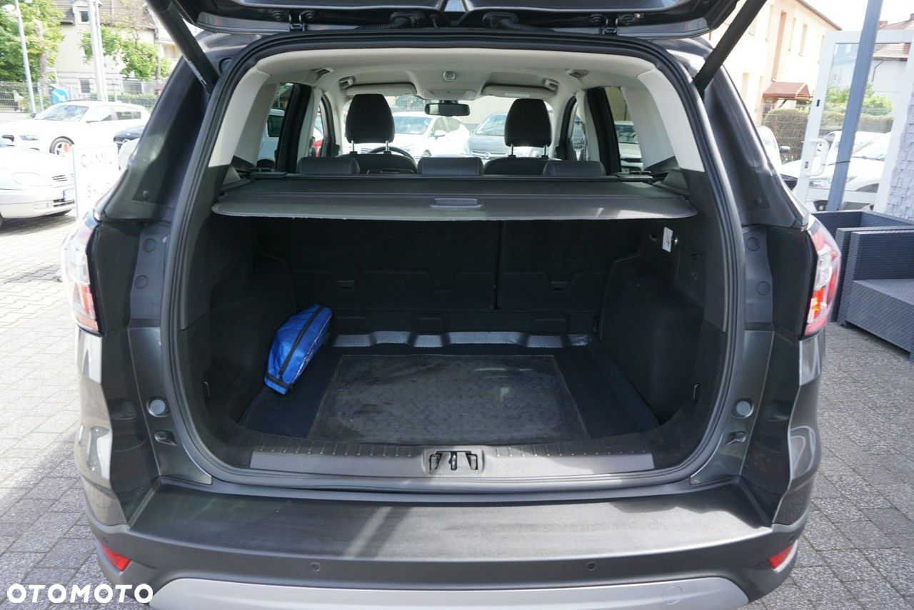 Ford Kuga - 21