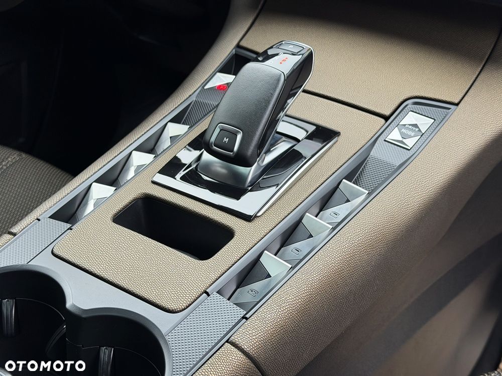 DS Automobiles DS 7 Crossback 1.5 BlueHDi Bastille + - 10