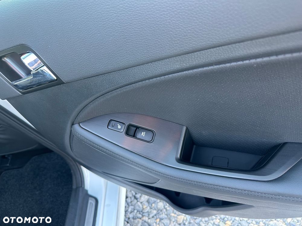 Kia Optima 2.0 CVVT Spirit - 21
