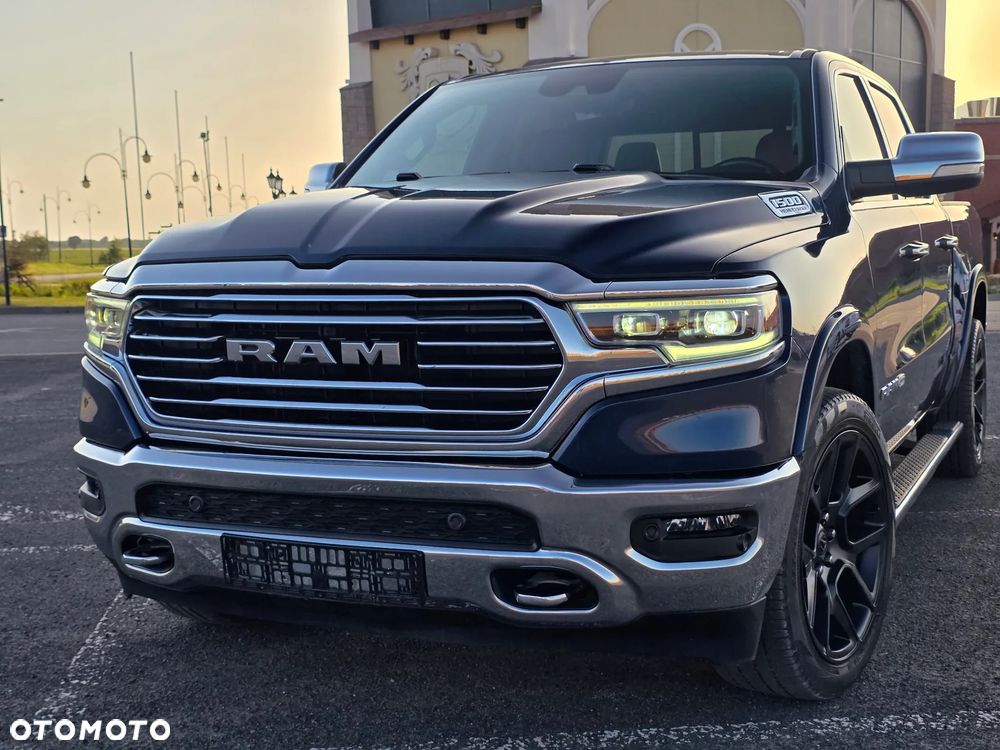 RAM 1500 Crew Cab Shortbed Longhorn - 3