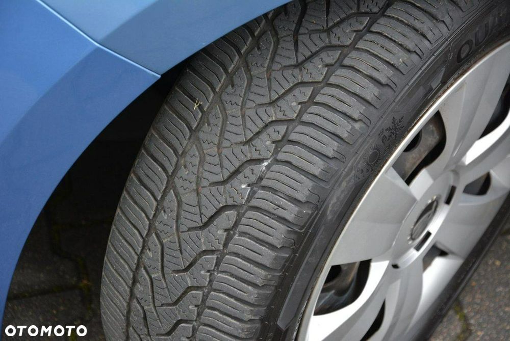 Skoda RAPID 1.4 TDI DPF Edition DSG - 29