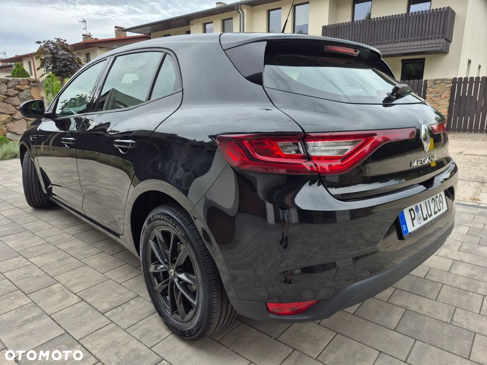 Renault Megane 1.2 Energy TCe Life - 11