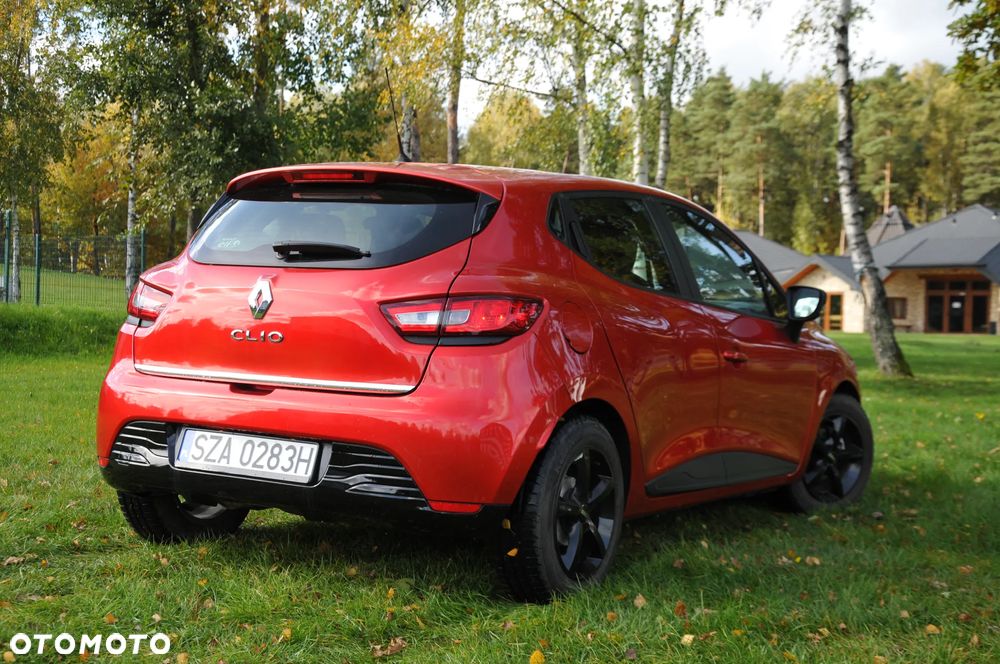Renault Clio 1.2 16V 75 LIMITED - 16