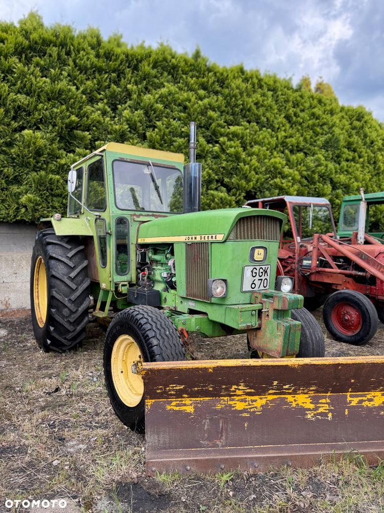 John Deere 3120 - 5
