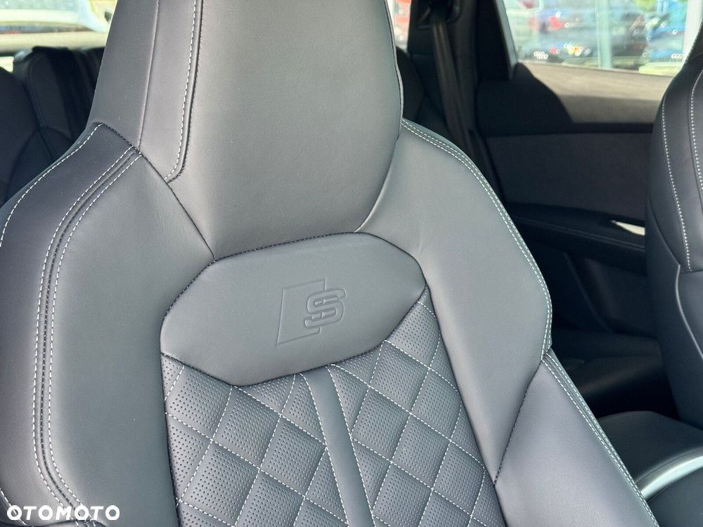 Audi Q7 - 13