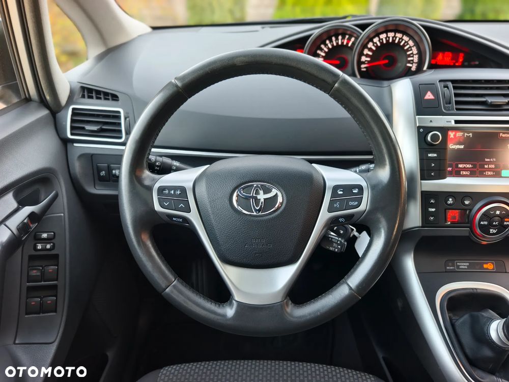 Toyota Verso 1.8 7-Sitzer Skyview Edition - 15