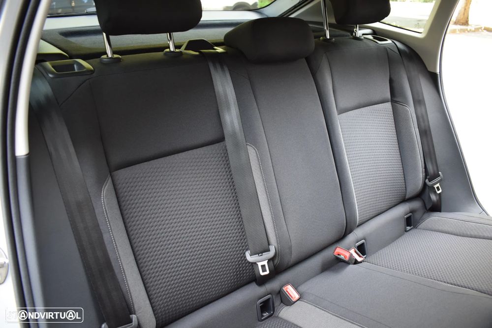 VW Taigo 1.0 TSI Urban Style - 34