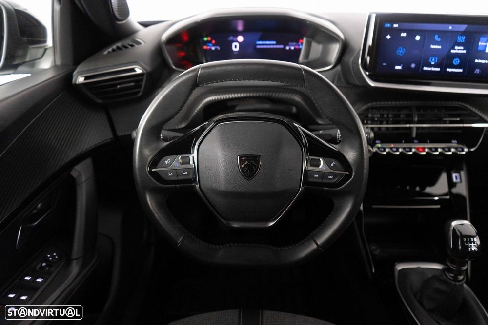 Peugeot 2008 1.2 PureTech Allure - 18