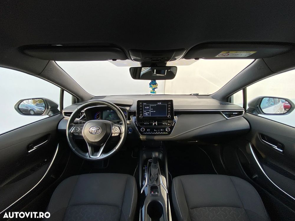 Toyota Corolla 1.8 HSD Active - 13