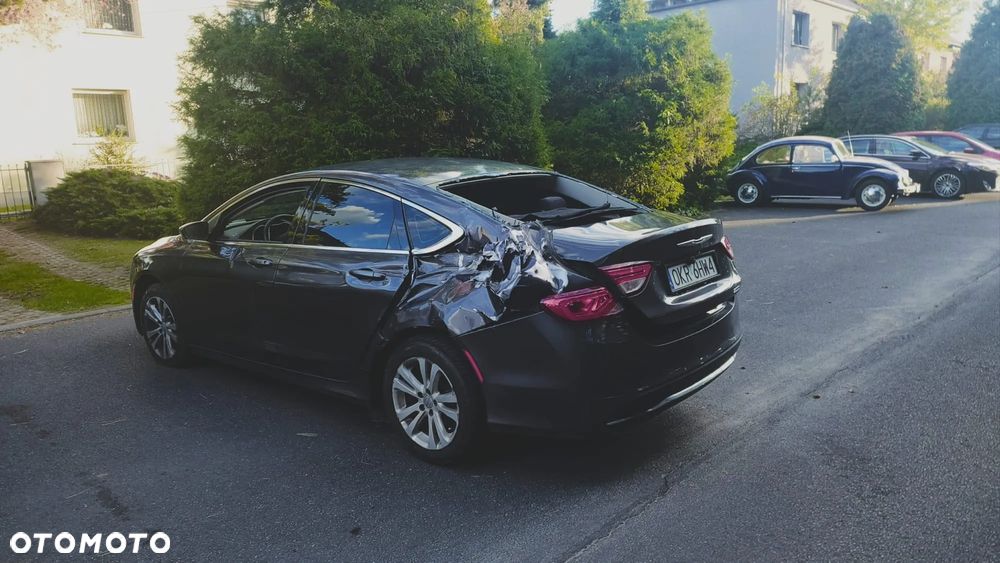 Chrysler 200 - 5