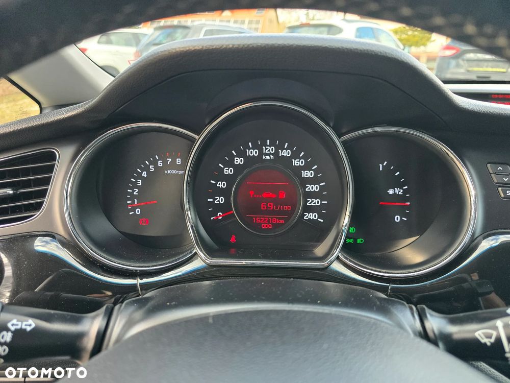 Kia Ceed 1.6 GDI Spirit - 31