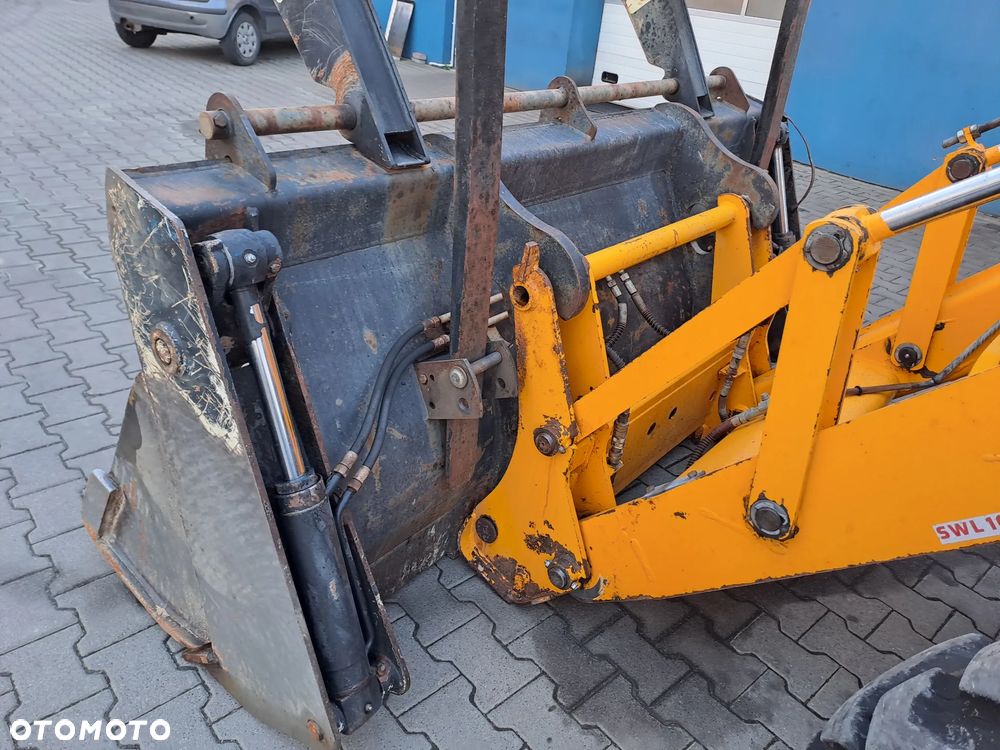 JCB 3CX Sitemaster 2005 rok - 11