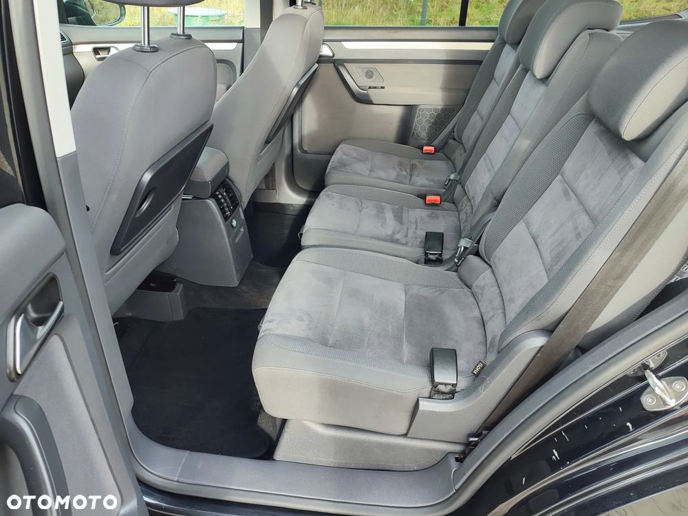 Volkswagen Touran 1.4 TSI DSG Highline - 14