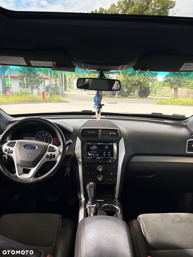 Ford Explorer - 7