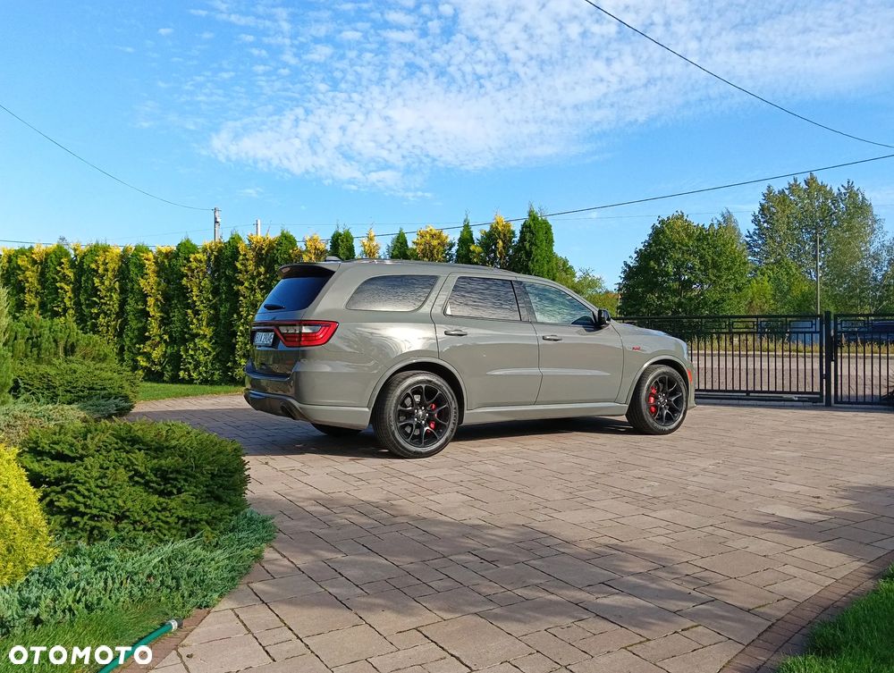 Dodge Durango 6.4 SRT - 8