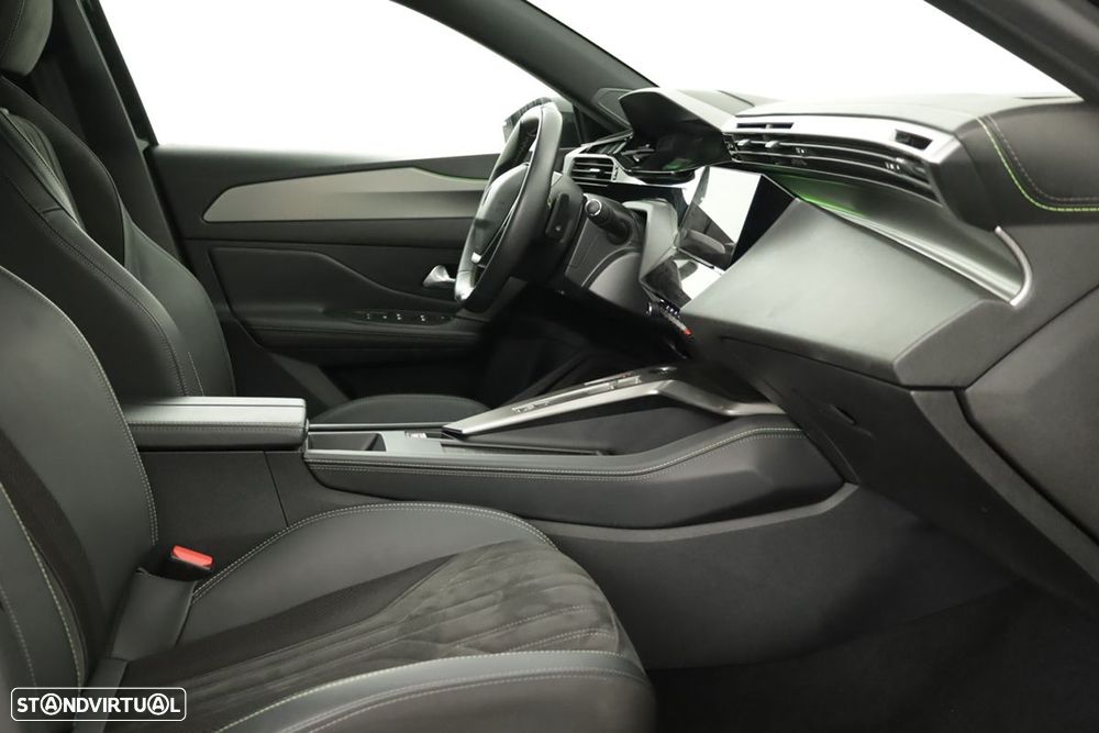 Peugeot 308 1.2 PureTech GT EAT8 - 21