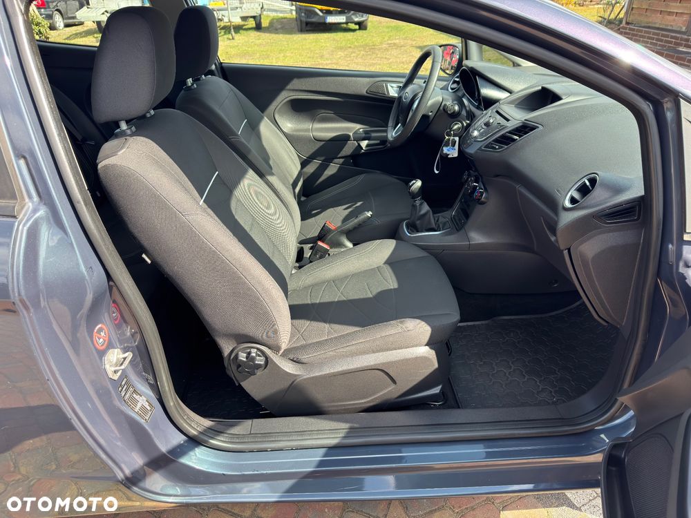 Ford Fiesta - 22
