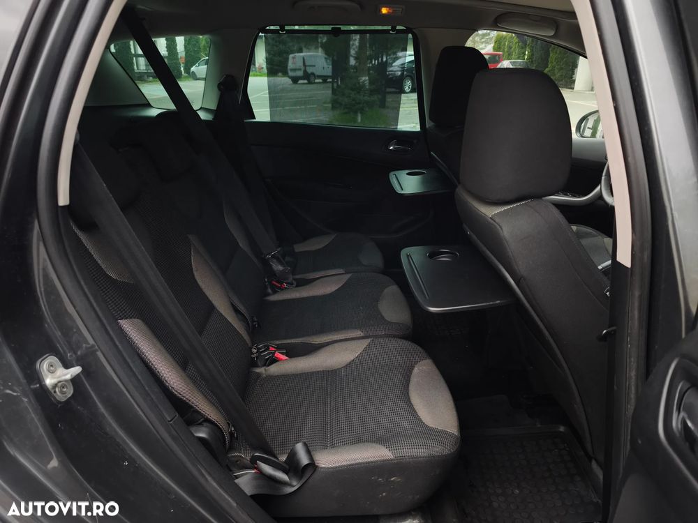 Peugeot 308 1.6HDi Confort Pack - 8