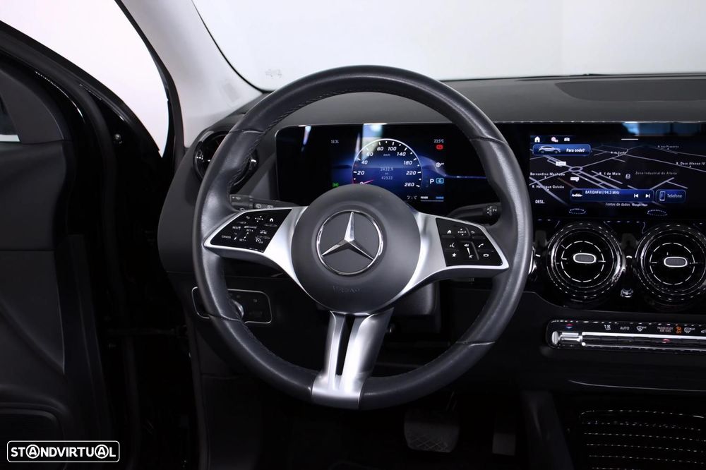 Mercedes-Benz GLA 200 Style - 12