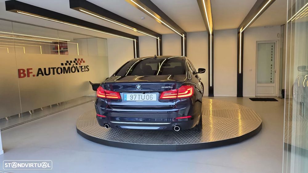 BMW 530 e iPerformance Line Luxury - 18
