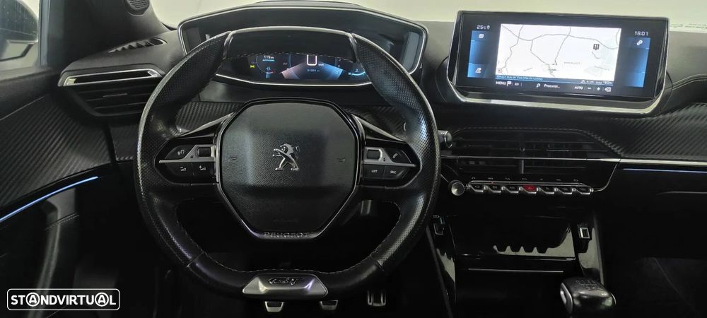 Peugeot 2008 1.2 PureTech GT - 10