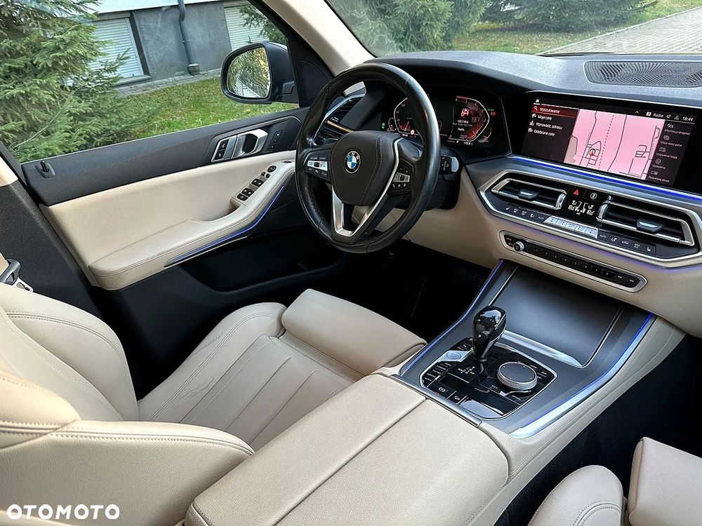 BMW X5 xDrive25d - 23