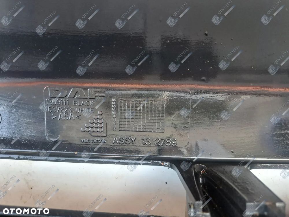 ATRAPA GRILL  DAF XF 95 1312789 1363367 / 1637823 - 5