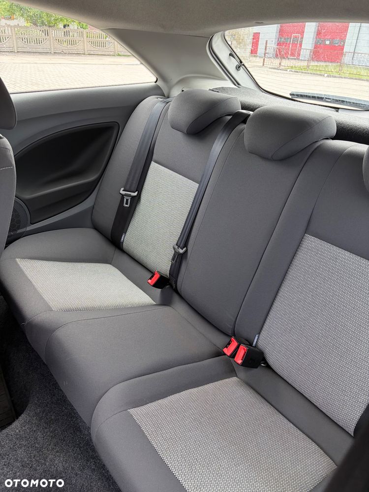 Seat Ibiza SC 1.6 TDI CR Reference - 12